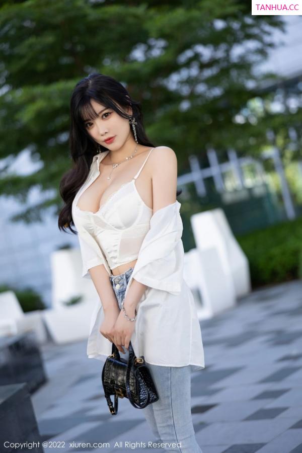 杨晨晨 sugar小甜心CC [XiuRen]高清写真图 2022.09.20 No.5614 杨晨晨Yome第11张图片